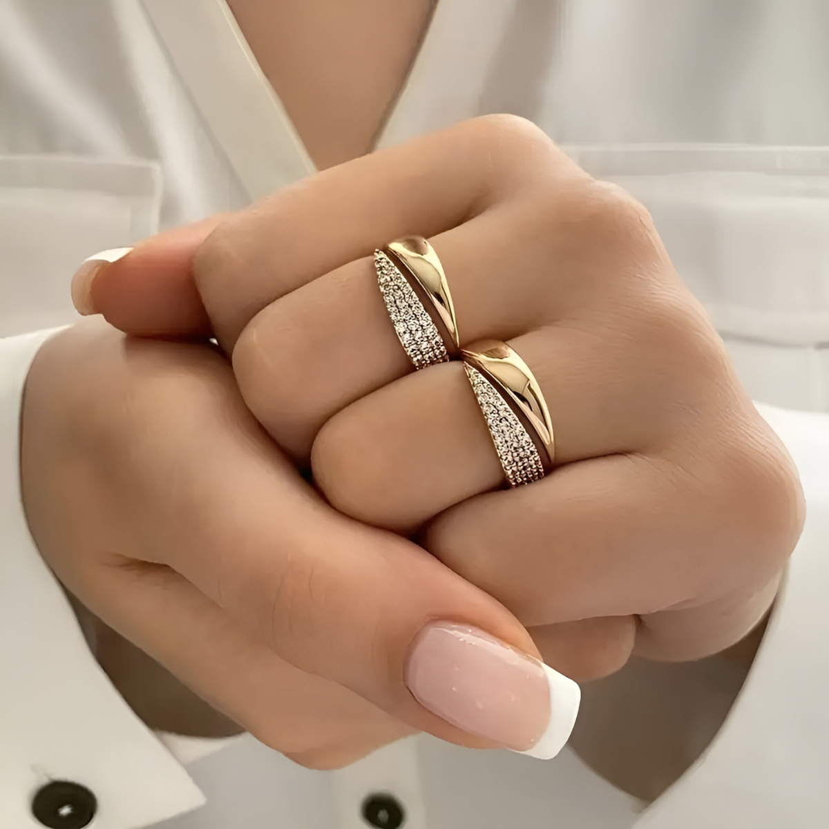 JULIA | ANILLO ELEGANTE