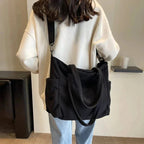 ALMA | BOLSO TOTE ACANALADO CON DETALLE DE CUERDA